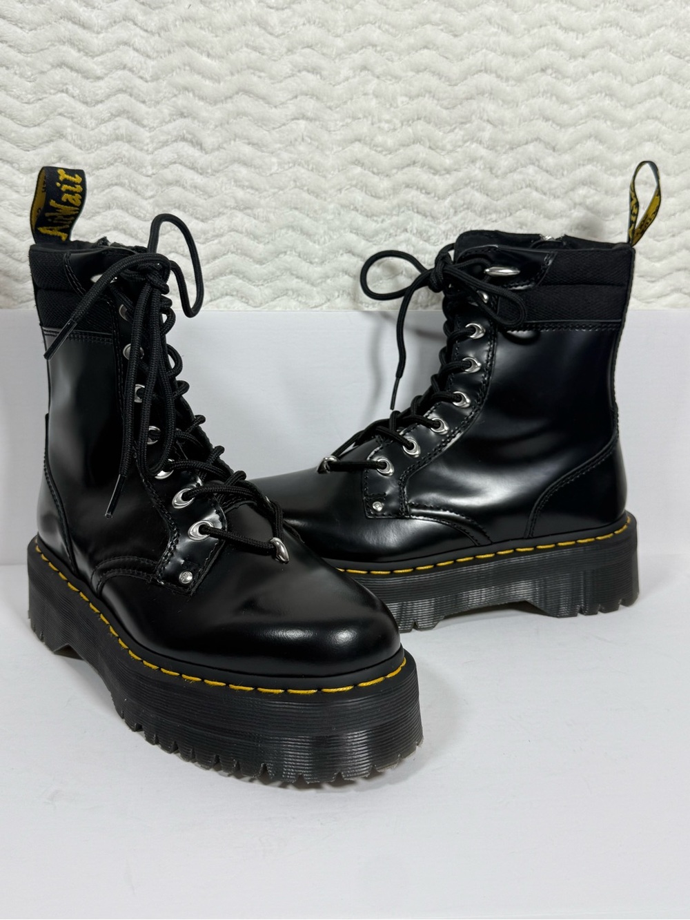 Dr. Martens Jadon HDW II Platform Boot (also known as the Jadon II Hardware). 🔥🔥